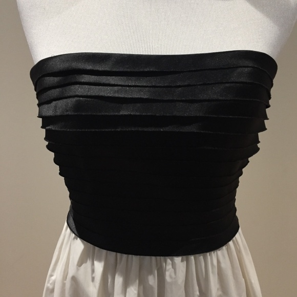 Max and Cleo Strapless Cocktail Dress Size 2 - Picture 3 of 8